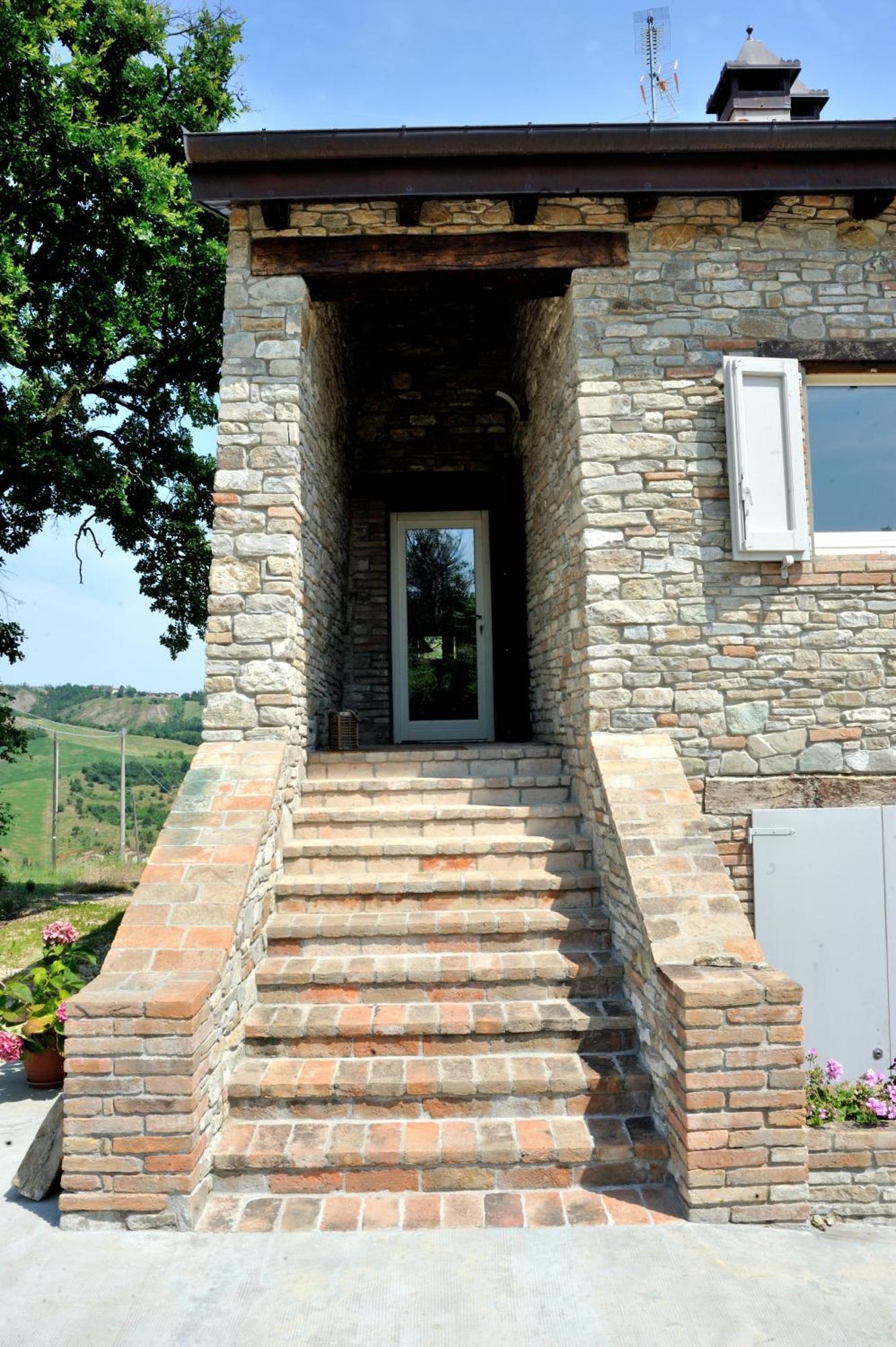 조카 Borgo Stanzano 아파트 호텔 외부 사진